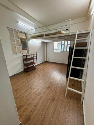 phòng trọ cho thuê duplex quận 3 gần công trường dân chủ, ngã sáu cộng hoà ( ở từ 3-4 người )