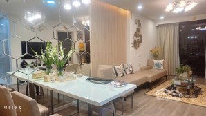 chính chủ bán căn hộ 2 ngủ 2 vệ sinh hà nội center point, 60m2, full nội thất, bc đông nam rất hiếm