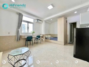 cho thuê căn hộ studio cửa sổ lớn 35m2 đầy đủ nội thất ngay ngã tư hàng xanh bình thạnh