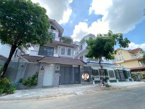 cho thuê biệt thự 12*20m trệt 2 lầu đường liên phường làm văn phòng