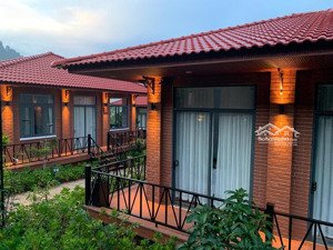 nhượng lại khu resort ven đà lạt sang trọng, hiện đại sẵn kinh doanh với 7 căn breezy dt 1899m2