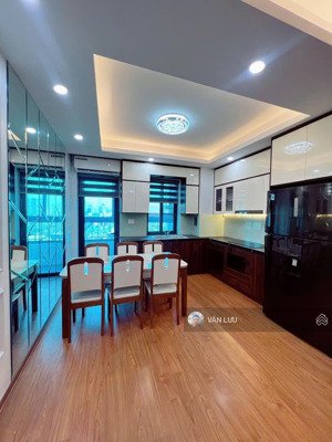 chính chủ cần bán căn góc 88m2 3pn 2wc tại toà c7 constrexim 8 nguyễn trãi, thanh xuân, hà nội.