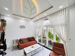 cần tiền bán nhà hẻm nguyễn biểu, cách biển chỉ 500m, ô tô vào tận nhà, ngay khu dân cư an ninh