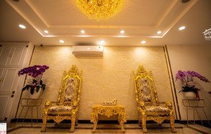 nhà mặt tiền phan văn hớn, quận 12, dt 4,7x30m, kc: 7 tầng có hầm & thang máy + hđt 70tr/th
