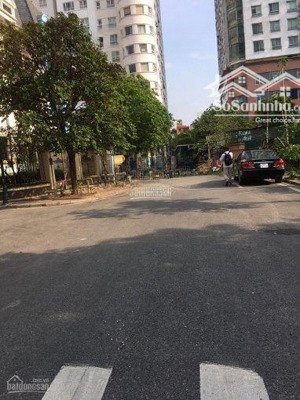 cho thuê nhà liền kề trung văn vinaconex2 phùng khoang, dt 90m x 4t, lô góc nhà đẹp ô tô đỗ cửa