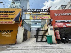 chính chủ cho thuê mặt tiền 390a nguyễn thị thập, quận 7- dt 5x31m, sân rộng, giá rẻ 63triệu