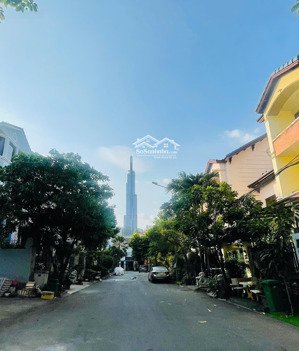 giá tốt thảo điền. chỉ 139 triệu/m2. mặt tiền đường số, kế nguyễn văn hưởng. dt(7.3x30m). chỉ 33 tỷ