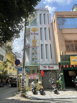 cho thuê góc 2 mặt tiền 177 nguyễn văn thủ phường đa kao quận 1