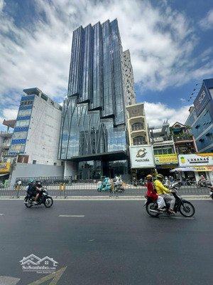 bán nhanh tòa nhà ngay sân bay - tân bình, dt: 8x20m+ hầm+5 tầng - hđt: 170 tr/t- giá bán: 35 tỷ tl