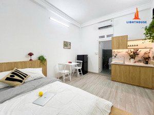 khai trương căn studio nội thất xịn xò y hình ngay cmt8 - quận 3