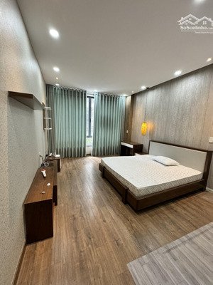 nhà chính chủ hẻm ôtô lý thường kiệt 4x20 3 lầu giá tốt