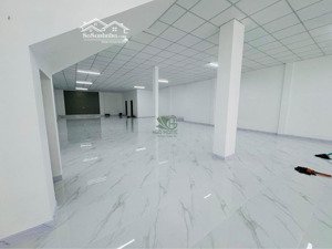 cho thuê mặt bằng trần quý cáp, 2 mặt tiền gần 500m2 ngang 10m giá 65 triệu/tháng