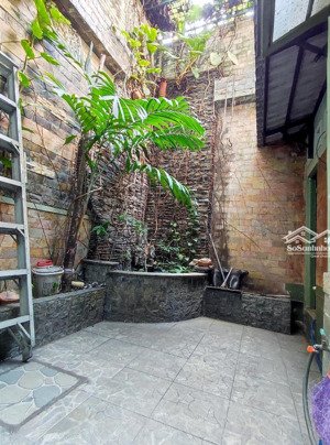 bán nhà mặt tiền đường thích quảng đức phường 4 quận phú nhuận