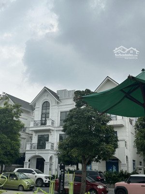 cho thuê nhà vinhomes ocean park gia lâm làm vp, nhà hàng dt150m2 giá 10tr/tháng view hồ, công viên