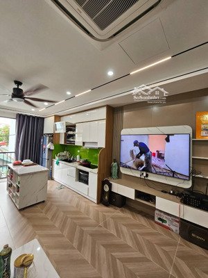 bán nhà 6t x 47m2 thang máy, oto trung tâm việt hưng - giang biên