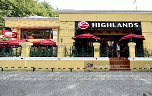 highland thuê 110tr/tháng - mt nguyễn xí, bình thạnh (10 x 21m) cn 200m2-bán gấp 40 tỷ