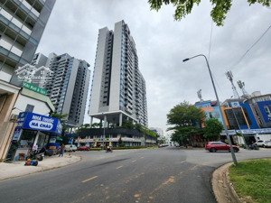 bán tòa nhà mặt tiền phan đình phùng, 12x28m, quận phú nhuận, đường rộng 40m, 2 chiều đẹp - 165 tỷ