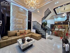 Bán nhà đẹp 3 tầng, kiệt Núi Thành, gần Quảng trường 2/9, phố đi bộ Bạch Đằng, khu vui chơi Danang Downtown Diện tích 62m2