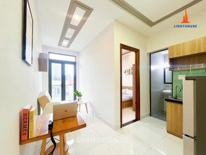 căn hộ 1pn ban công full nội thất sát ngã tư phú nhuận