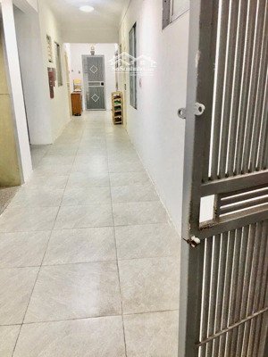 chính chủ tôi cần bán nhanh chung cư tại quận tây hồ, chung cư b12 xuân la. liên hệ: 