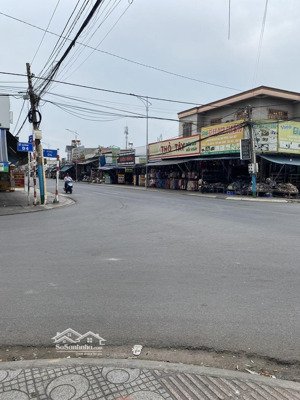 bán nhà đất 10x32,2m, có nhà cấp 4 đang cho thuê tại khu dân cư thuận giao