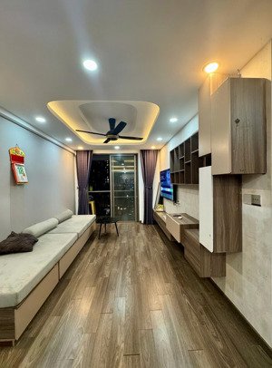 cho thuê căn hộ 76m2 (2pn, 2wc), có ban công 16tr tại saigon south residences, nhà bè