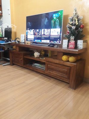 bán căn hộ nguyên căn dt 80m2, 3pn, 2vs, tt gần cv nghĩa tân, nhà đẹp. giá 3,45 tỷ.