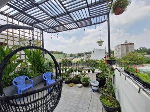 một ngôi nhà 3tầng đẹp như mơ mua nhà tặng pull nội thất khách chỉ việc sách va li vào ở ngay