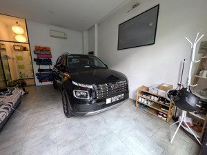 cho thuê nhà nguyên căn mới, 4 tầng, xe hơi đậu nhà, quận 11