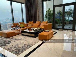 bán căn hộ penthouse 280m2, 4pn 4vs, full đồ, chung cư sky park residence. giá chuẩn 30 tỷ
