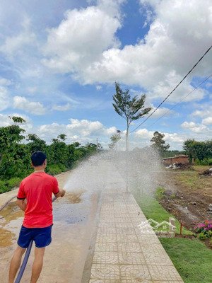đất nền đinh văn - lâm hà (tân văn cũ) 200m2 - sẵn thổ cư - 450tr bao sổ. đường to - có vỉa hè