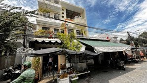 2 căn nhà 2 mặt tiền hoàng diệu gần biển