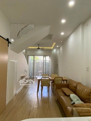 bán nhà 3 tầng đẹp khu tđc vcn phước hải trung tâm nha trang