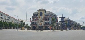 độc quyền!cho thuê siêu mặt bằng ocean park khu trời âu view hồ,miễn phí 6tháng,hỗ trợ set up 350tr