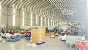 cho thuê kho tại long an mới xây - diện tích 5.000m2 đầy đủ pccc, diện 3pha,.giá thuê 60 nghìn/m2
