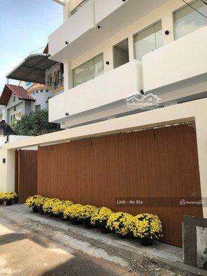 nhà mới 277m² làng báo chí, thảo điền sang trọng, riêng tư, an ninh tuyệt đối!