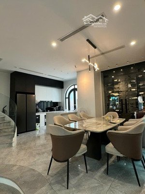 cần bán gấp bt song lập 127,5m2 view hồ ngọc trai chỉ 27 tỷ