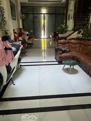 cần cho thuê gấp nhà phố mặt tiền trần huy liệu, tỉnh bình định chỉ 5.5 tr/ tháng