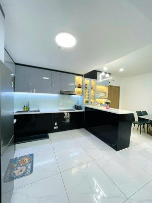 diamond alnata 117m2, giá 7 tỷ, 3pn + 2wc, view công viên 16 ha + hồ sinh thái, full nội thất