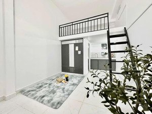 cho thuê phòng trọ giá rẻ có gác ở 4 người 4 xe ngay đại học văn lang - quận bình thạnh