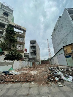 khuôn đất lớn! mt trần quốc hoàn, tân bình, 12x30m, xd: hầm + 7 tầng, giá 51 tỷ