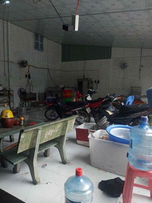 nhà bè - mặt tiền vip lê văn lương - 256m2 - ngang lớn nở hậu đẹp. dòng tiền 50tr/tháng