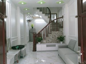 bán nhà 37m2 - 4 tầng - phân lô ô bàn cờ - cách ô tô tránh 10m - kiến hưng - hà đông