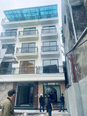 hiếm ! bán nhà đường hoàng mai - hoàng văn thụ 35m - 5t - mt3.5m - 6.8 tỷ . oto đỗ cổng , nhà mới