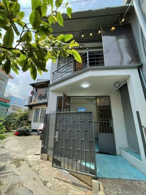 1 tỷ hơn xí - nhà 3 p.ngủ - 2 tầng - phù hợp vợ chồng trẻ, ngay p.trung dũng, trung tâm biên hòa