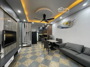 bán nhà cầu giấy gần phố ngõ sạch an ninh tốt tặng nội thất ở ngay, dt32m 5t 7,6 tỷ