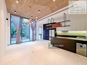 chỉ 200tr/m2 có nhà đẹp thảo điền 418m2 sàn có hồ bơi ngay quốc hương thảo điền - 3 tầng - 40 tỷ