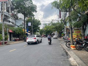 bán nhà mặt tiền 4 tầng,ni sư huỳnh liên ,p10,tân bình.diện tích 68 m2.giá nhỉnh 11 tỷ