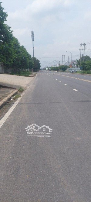 cho thuê xưởng trong kcn bến cát bình dương, diện tích đa dạng( ( 1700, 2100, 3400, 4200)...
