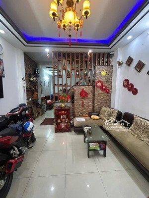 bán nhà 4 tầng trương phước phan bình trị đông bình tân dt 4,1x12m giá 5,5 tỷ.